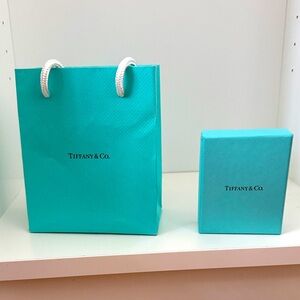 Tiffany & Co. Blue Gift Set -box and bag